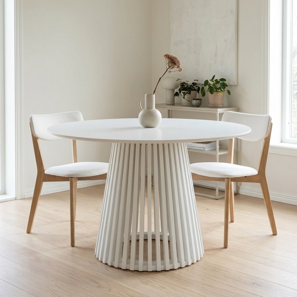 Mesa de comedor redonda lacada en blanco