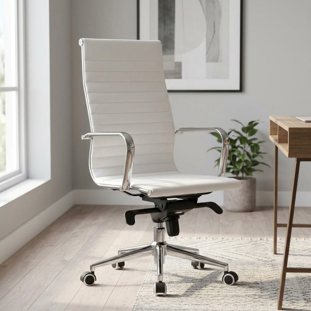 Sillón de dirección en similpiel blanca y cromo