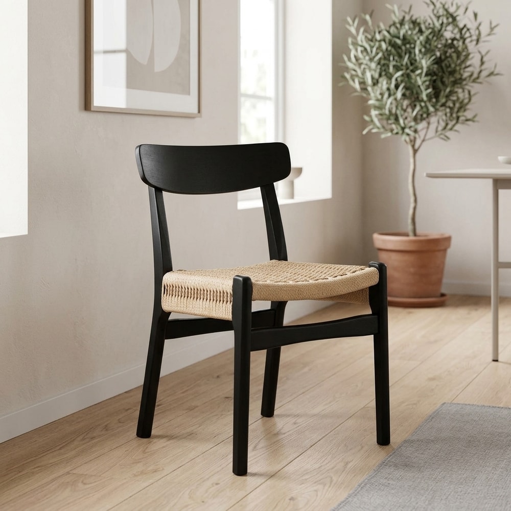 Silla de comedor moderna negra y mimbre natural
