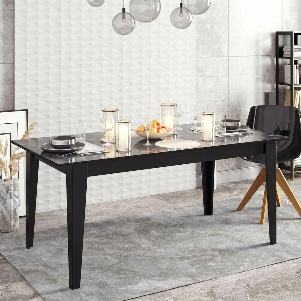 Mesa de comedor moderna acabado mármol negro