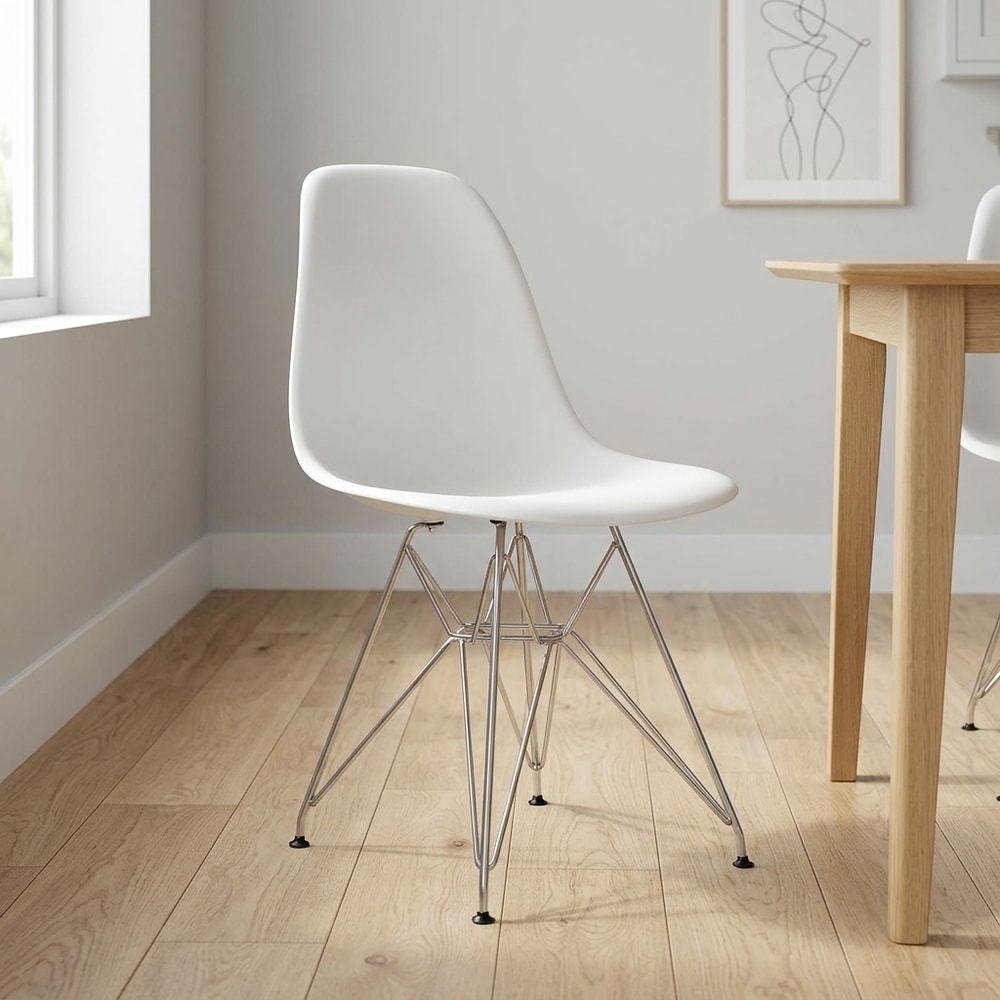 Silla de comedor blanca con patas cromadas