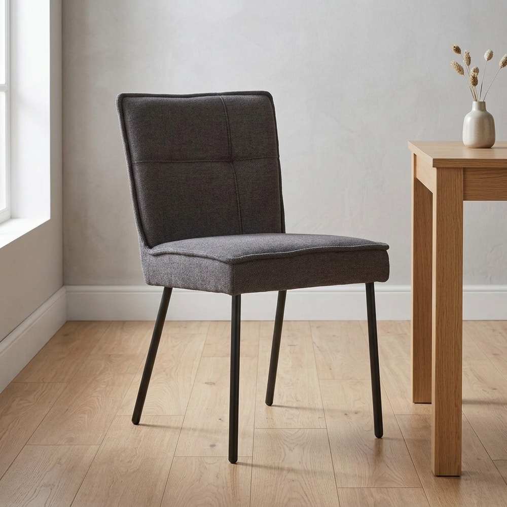 Silla de comedor tapizada en gris oscuro