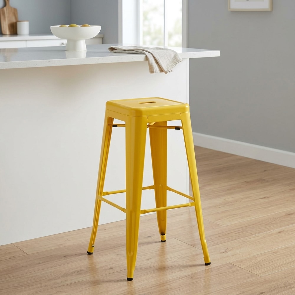 Taburete alto apilable de acero amarillo
