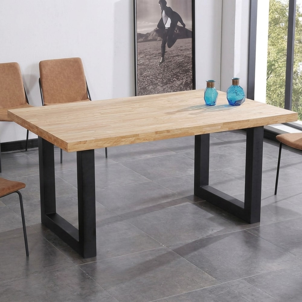 Mesa de comedor moderna roble y patas negras