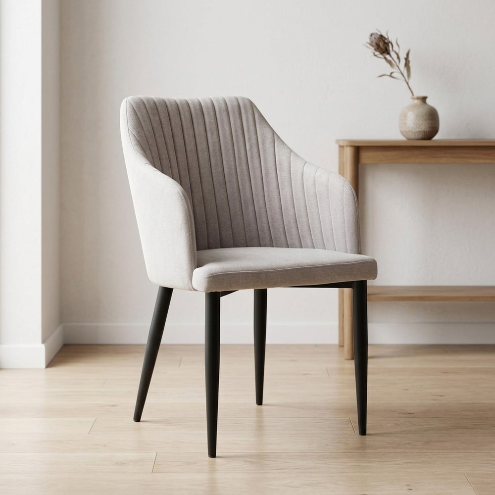 Sillón de comedor tapizado gris con patas negras