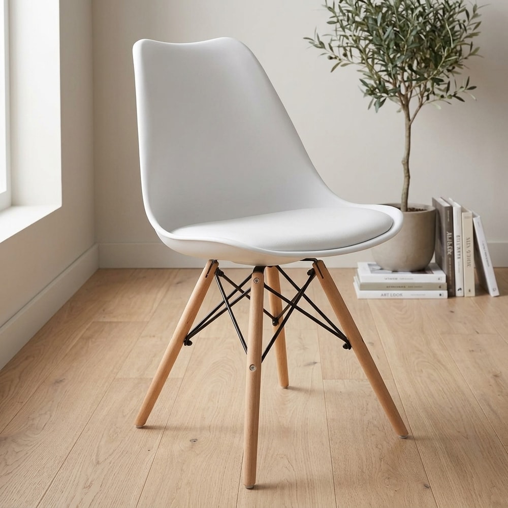 Silla de comedor nórdica blanca con cojín