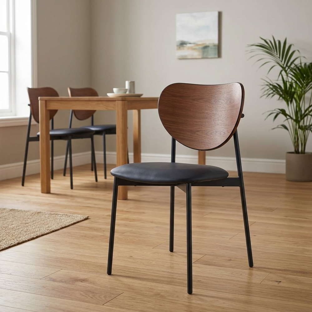 Silla de comedor tapizada negra y madera vista