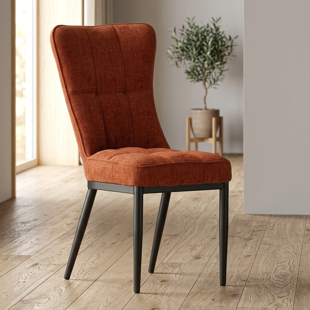 Silla de comedor tapizada en color terracota
