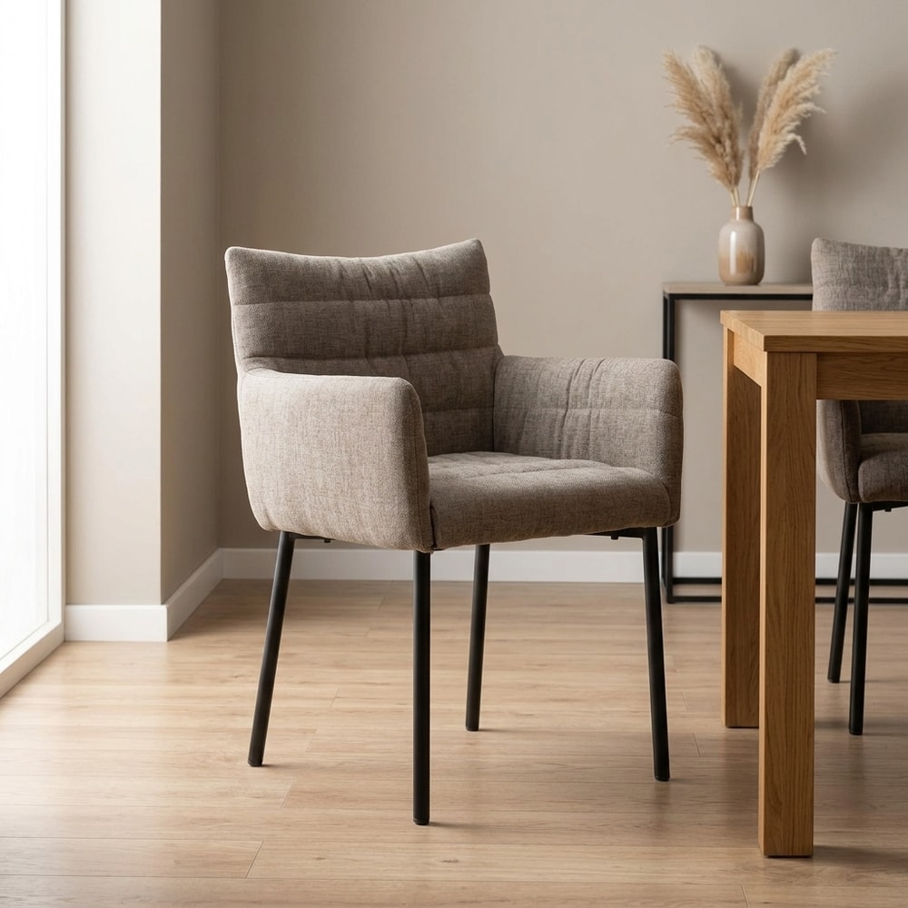 Sillón tapizado con reposabrazos para comedor