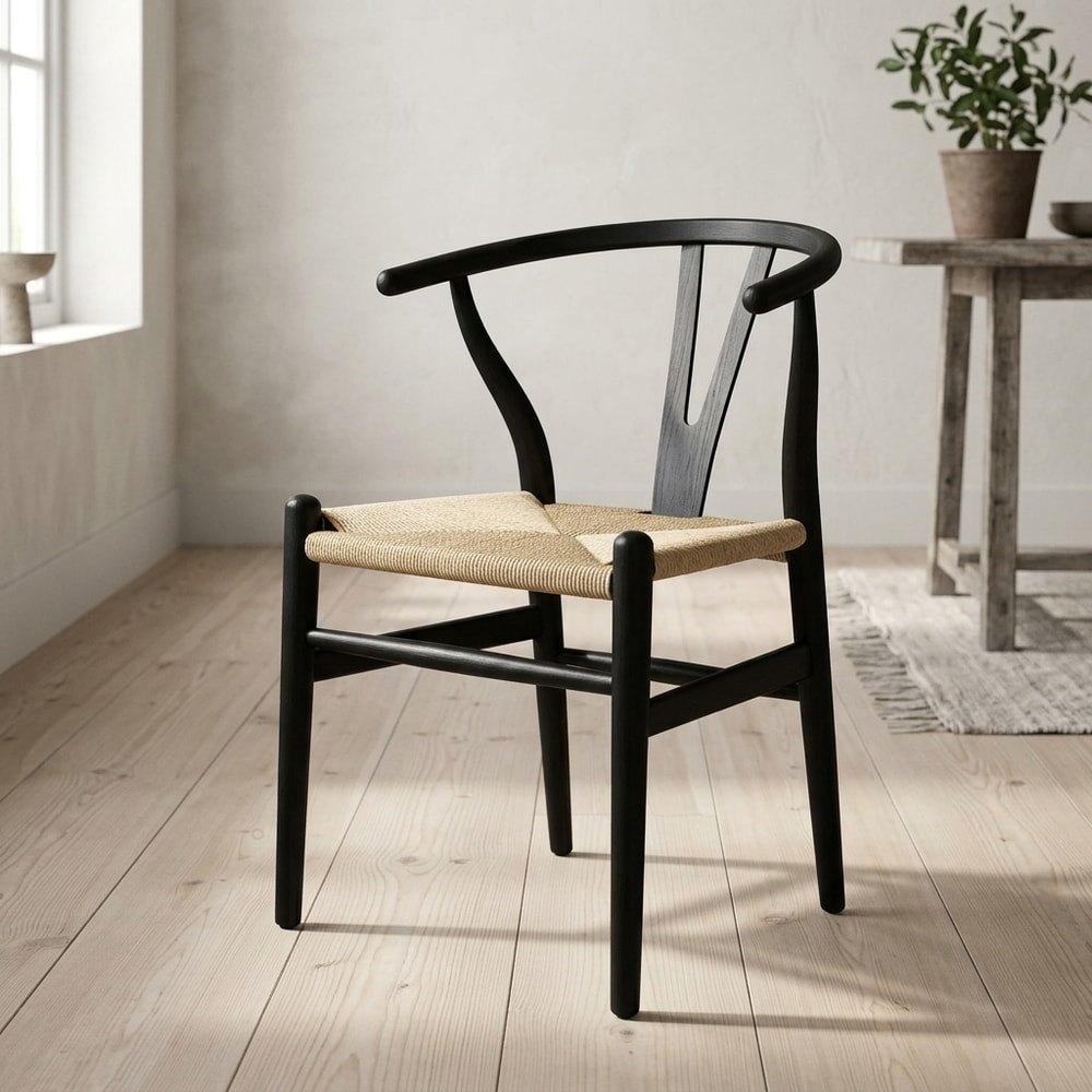 Silla de comedor en madera negra y fibra trenzada
