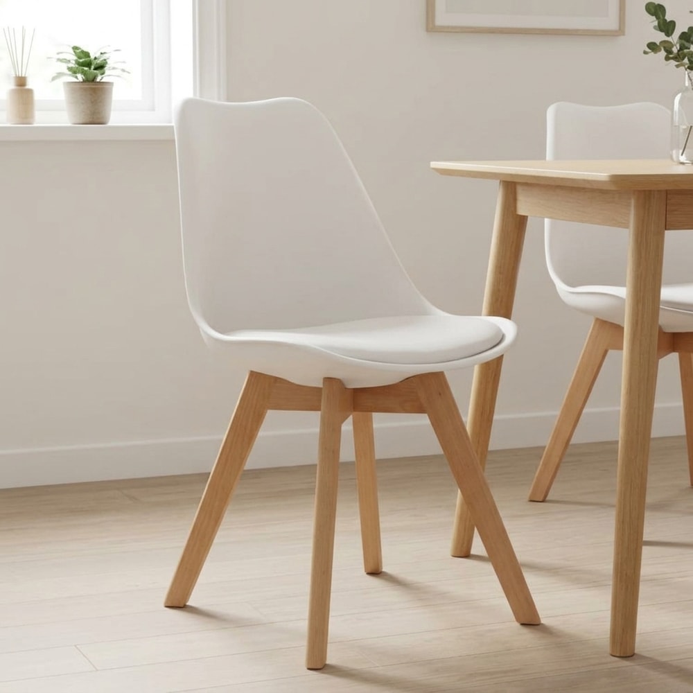 Silla de comedor nórdica blanca con cojín