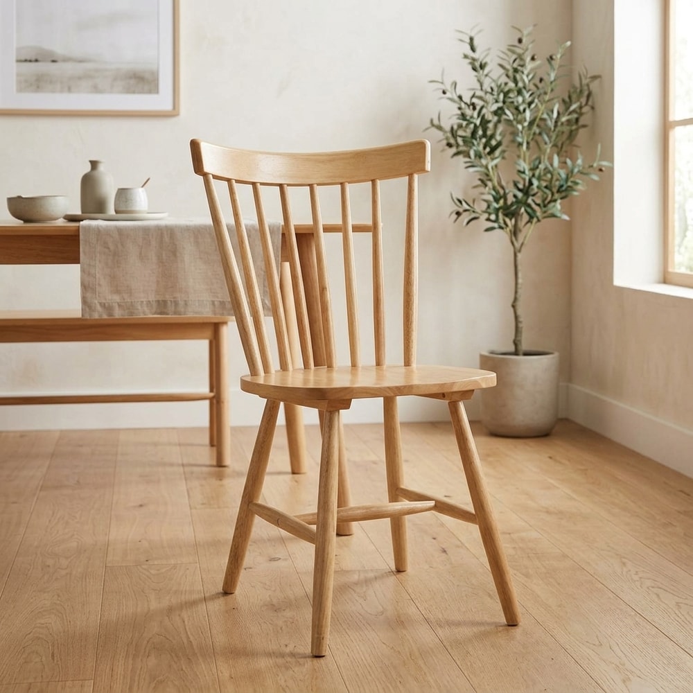 Silla de comedor clásica en madera natural