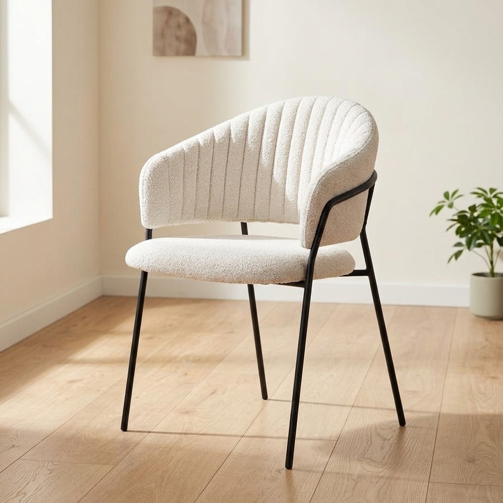 Silla de comedor tapizada blanca y metal