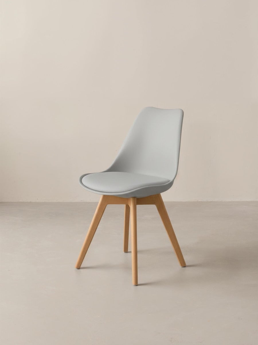 Silla de comedor Scandinavian gris