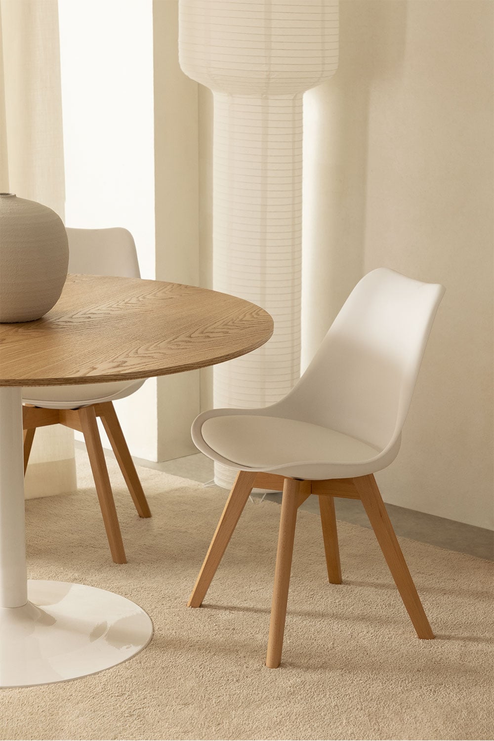 Silla de comedor en polipropileno y madera de haya Nordic