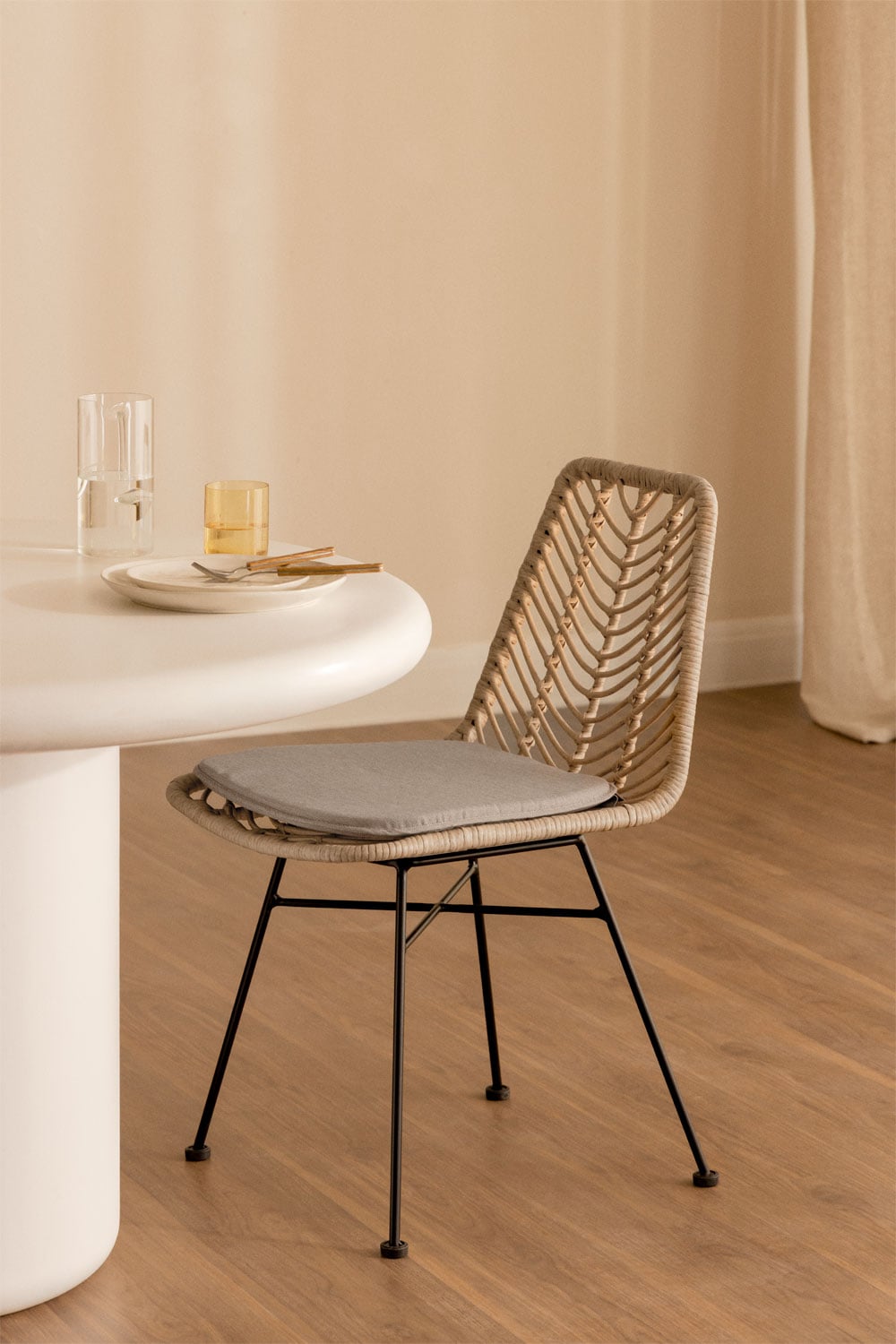Silla de comedor en ratán sintético Gouda Natural beige
