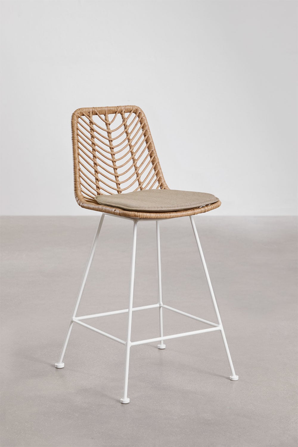 Taburete alto en ratán sintético Gouda Natural beige