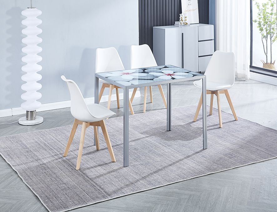 Conjunto de mesa y 4 sillas de comedor blancas